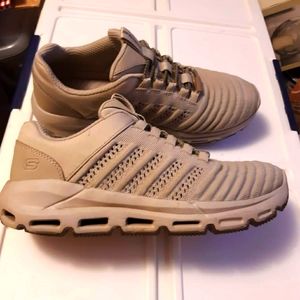 Gray Skechers size 9